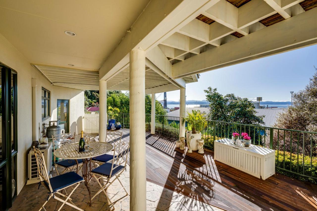 Maison Blue - Chic Garden Apartment Napier Exterior photo